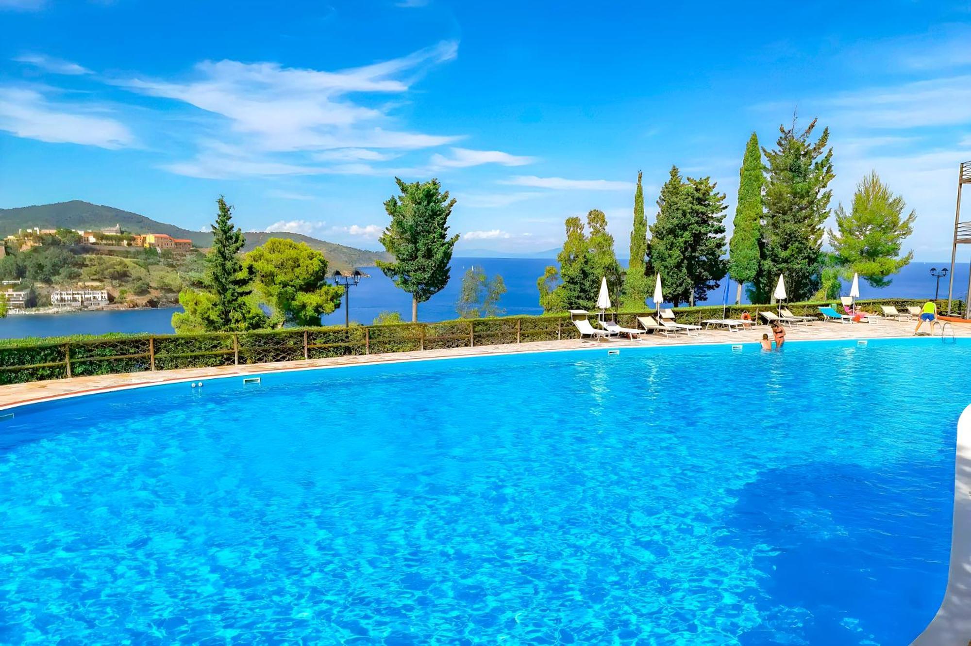 Hotiday Room Collection - Porto Azzurro Capoliveri  Exterior photo