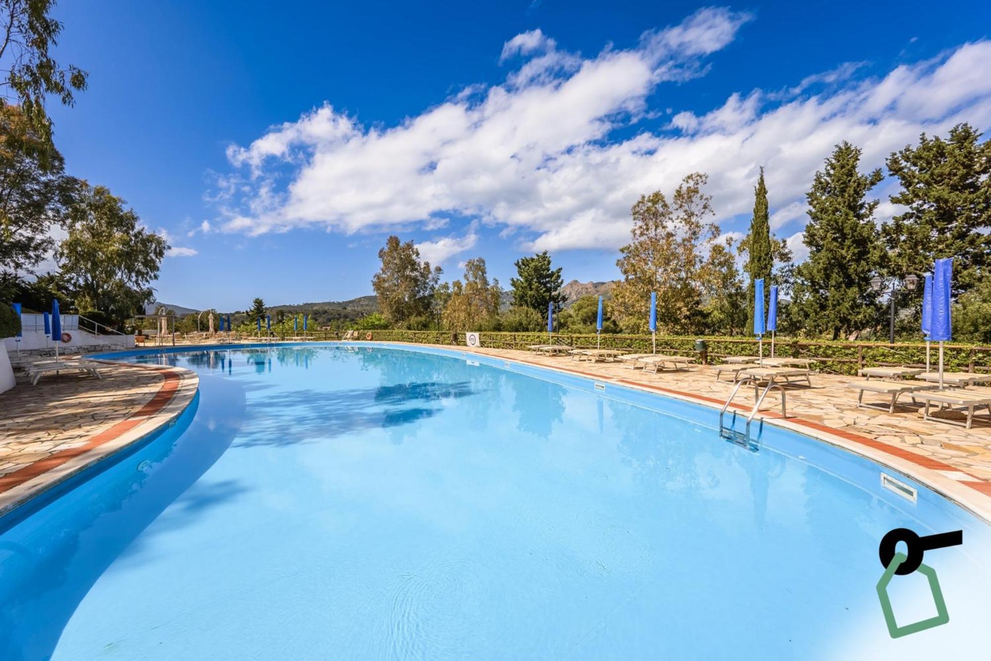 Hotiday Room Collection - Porto Azzurro Capoliveri  Exterior photo